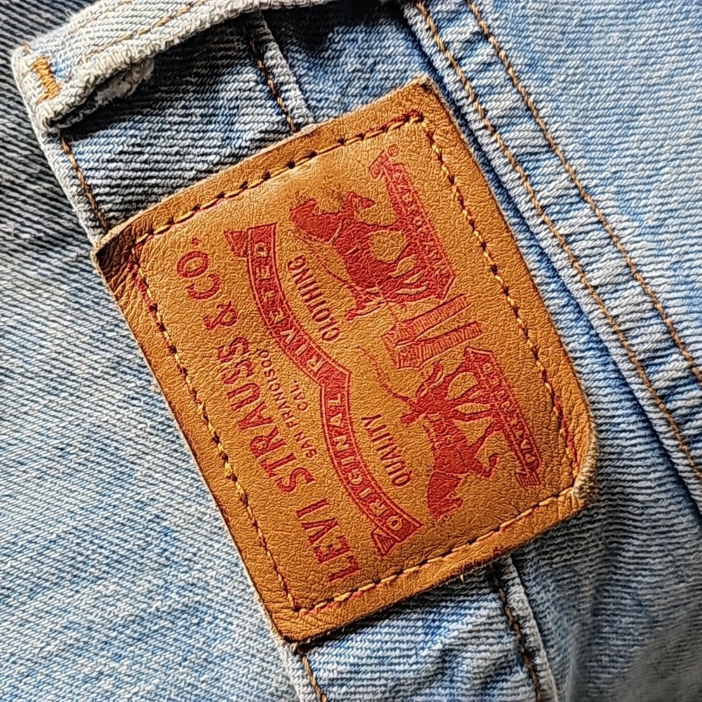 LEVIS Jeans - Picture 8 of 12